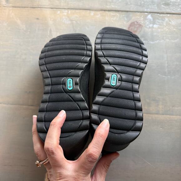 BZees Black Gracie Slip On Flats Sz 6.5 NIB - Picture 11 of 15